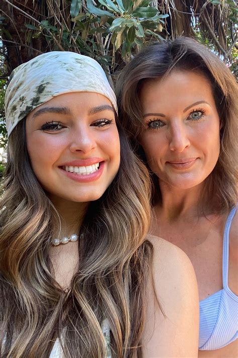 Nicole Addison's Instagram, Twitter & Facebook on IDCrawl