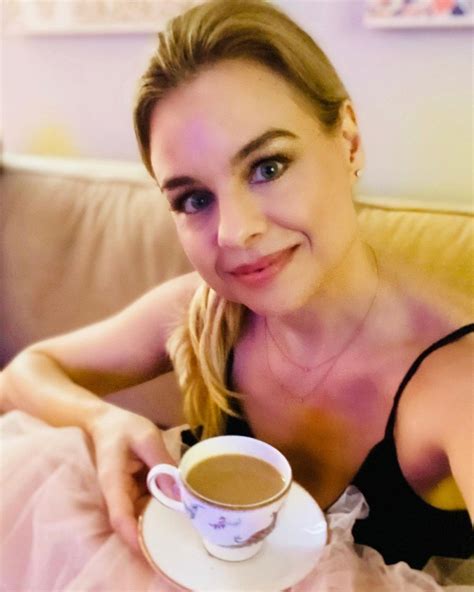 Jessica Collins 02/05/2021 • CelebMafia