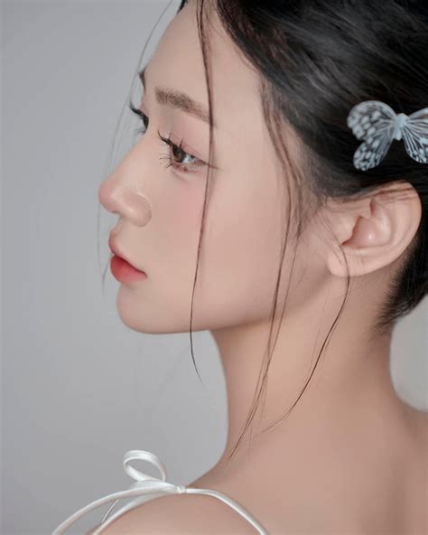 884+ Trần Hà Linh Gương Mặt Trẻ Tỏa Sáng Với Tài Năng