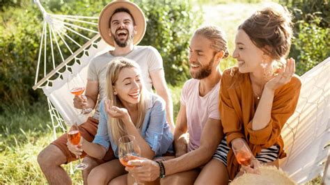 segni zodiacali che sanno farsi molti amici ecco chi sono