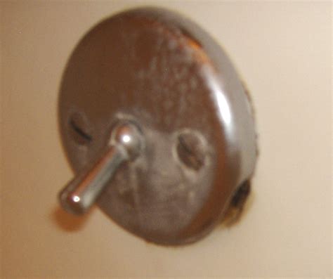 Is this an overflow hole in my tub? | DIY Home Improvement Forum