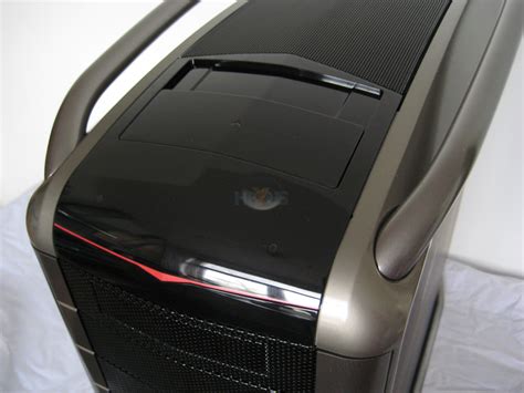 Review: Cooler Master COSMOS S - Chassis - HEXUS.net - Page 4