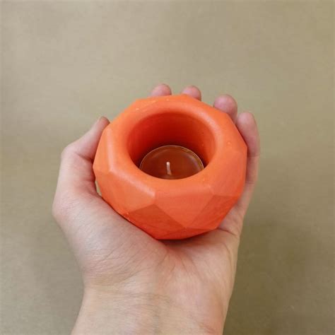 Подсвечник из гипса ручной работы
