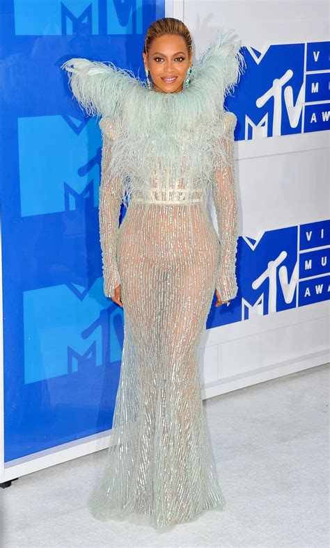 The 28 Most Outrageous Outfits on the MTV VMAs Red Carpet | Red carpet