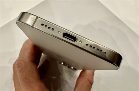Hands-on with the iPhone 15 Pro: Softer, lighter, more versatile | Mashable