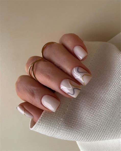 Маникюр полоски молочные ногти стильный маникюр | Manicura de uñas ...