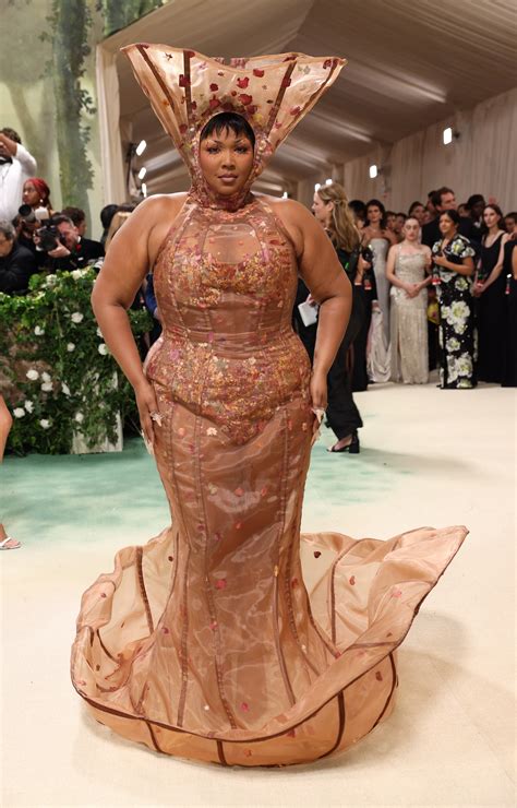 Met Gala 2024 style: Fashion from the red carpet - May 7, 2024 | Reuters