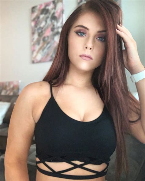 Brandi Lauren - Hottest Female Athletes