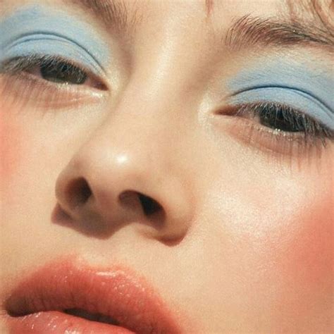 Pin by Anghelatishchenko on Рисование лиц | Editorial makeup, Aesthetic ...