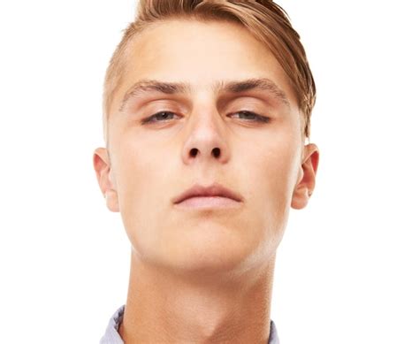 85,000+ Male Nose Pictures