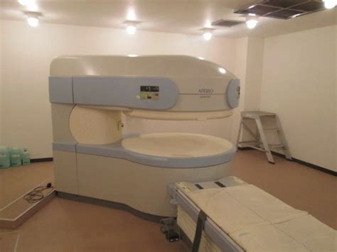 hitachi airis elite mri scanner  rs  open mri machine