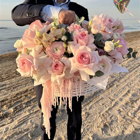 Корзина из цветов "Розовая гармония" - KV Flower Boutique