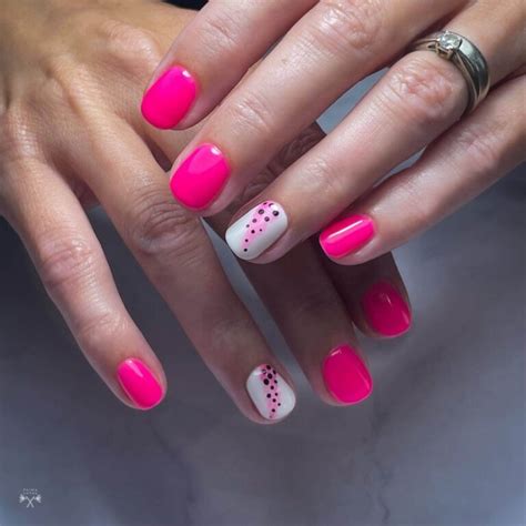 31 Stylish Neon Pink Nails - Ak Pal Kitchen