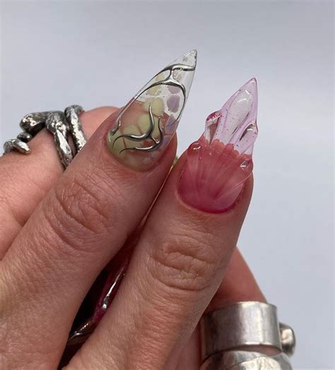 Арт маникюр Москва on Instagram: "💞" | Gel nails, Stiletto nails ...
