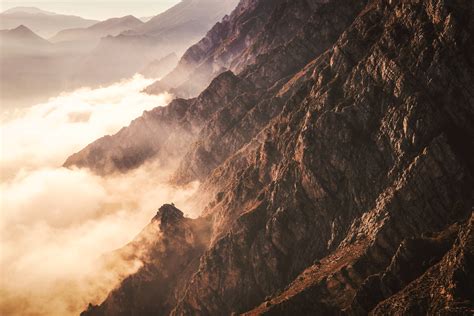 Download Stunning HD Desktop Mountain Landscape Wallpaper | Wallpapers.com