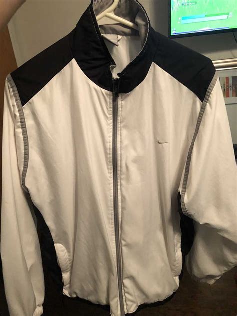 Nike × Vintage Early 2000’s white grey and black nike… - Gem