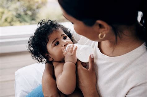 Moms Are Sharing Why Breastfeeding Wasn't For Them