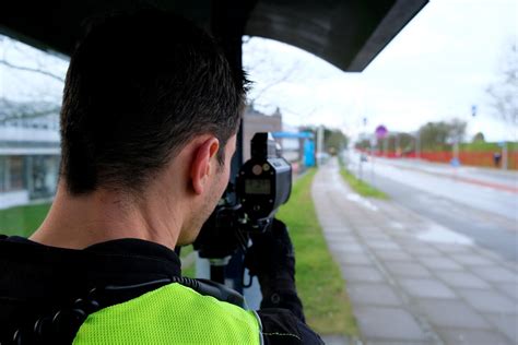 Første dom for vanvidskørsel: Høj fart i byzone udløste fængsel og