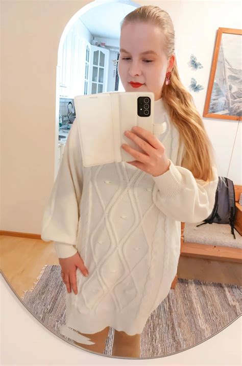 Elina Ryynänen | Runoilija & koruilija (@ajatusaallokossa) • Threads ...