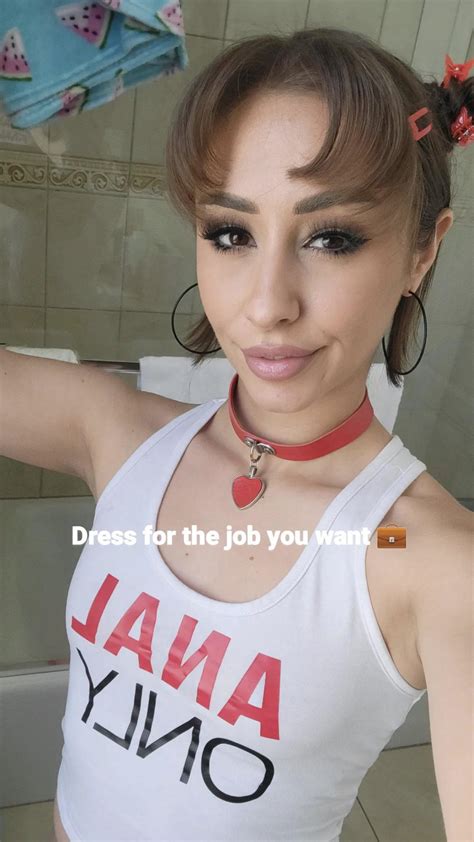 this has to be like her fourth anal only scene : r/MikeAdriano