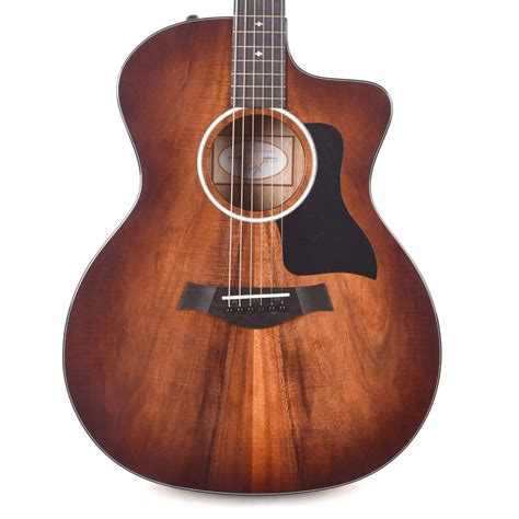 Acoustic Guitars | Taylor Guitars – Chicago Music Exchange