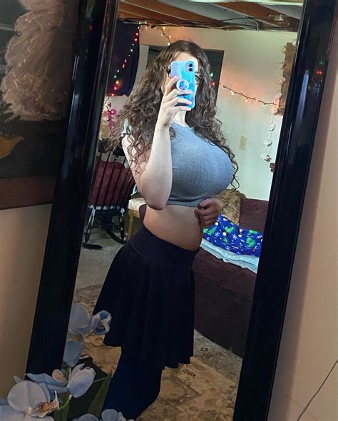 Kylie Moran (@kylieaegis) • Instagram photos and videos