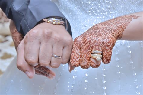 Libyan Clothing — Libyan Heritage House