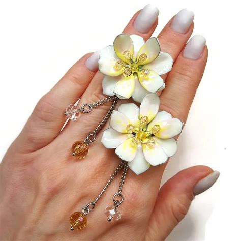 Ну вот, серёжки сделаны!!!🌺🌺🌺 Застежка-гвоздики подошла лучше остальных ...