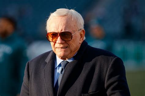Jerry Jones Net Worth: How Oil & The Cowboys Made Him Billions | Fanbuzz