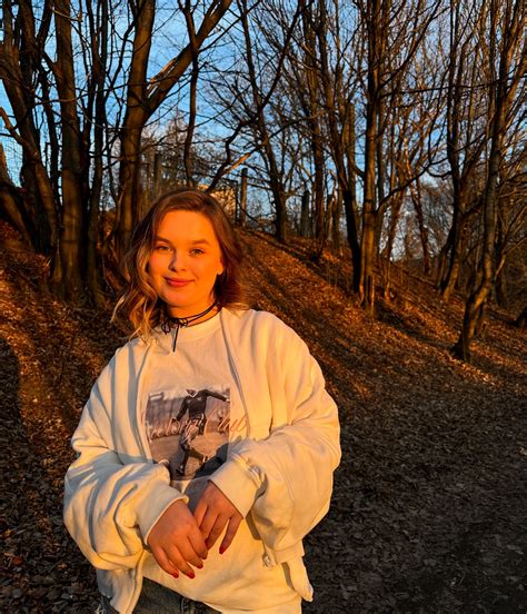 odarochka 🐒 (@oddaarochka) • Instagram photos and videos