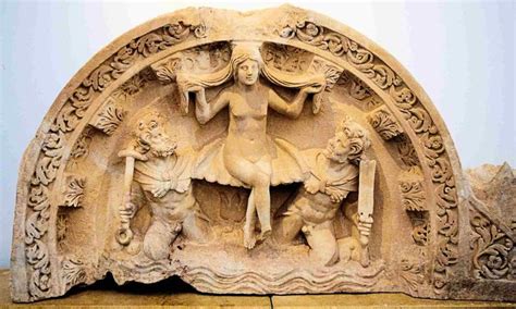 Ancient Goddesses of Love, Beauty, and Fertility | Goddess of love ...