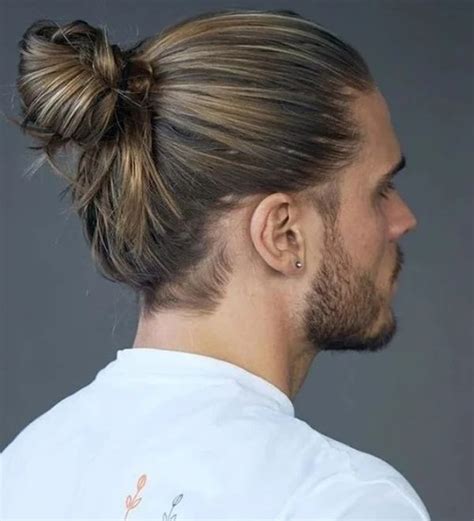 Top Knot: 10 Best Hair Bun Styles for Men 2023