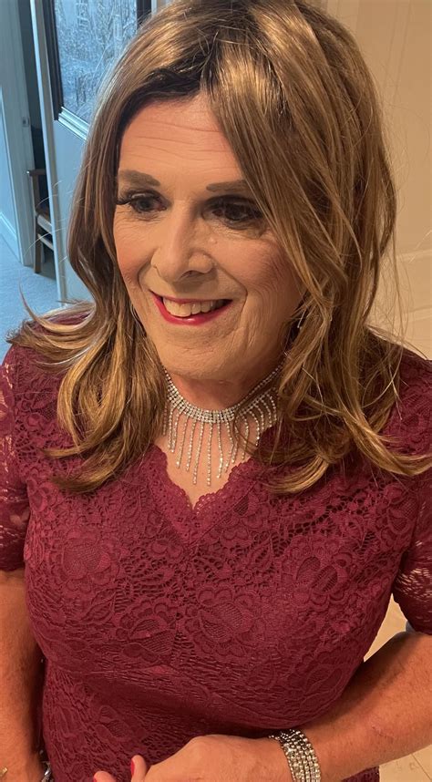 Latest Closeup – Crossdresser Heaven