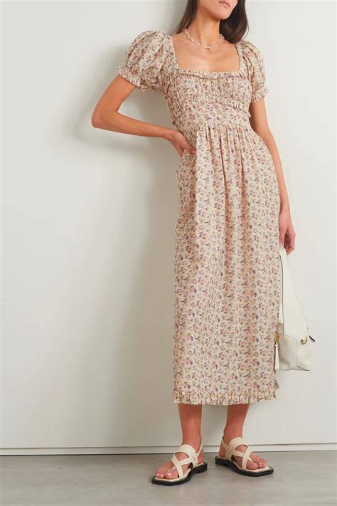The Best Dresses Under £300 That a Stylist Wears On Repeat | Who What Wear