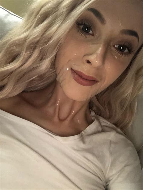 I’m so pale that cum doesn’t show on my skin as much as I’d like :( : r