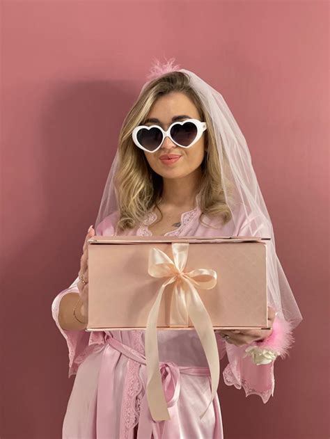 АКСЕССУАРЫ ДЛЯ ДЕВИЧНИКА Telegram: Contact @party_for_the_bride