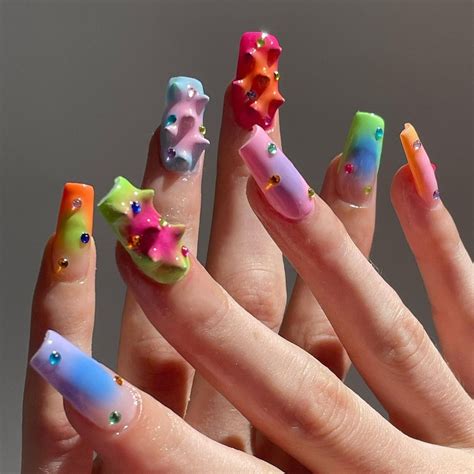 Unhas Postiças Fotos - Unhas postiças realistas decoradas: 20 fotos e estilos para inspirar ...