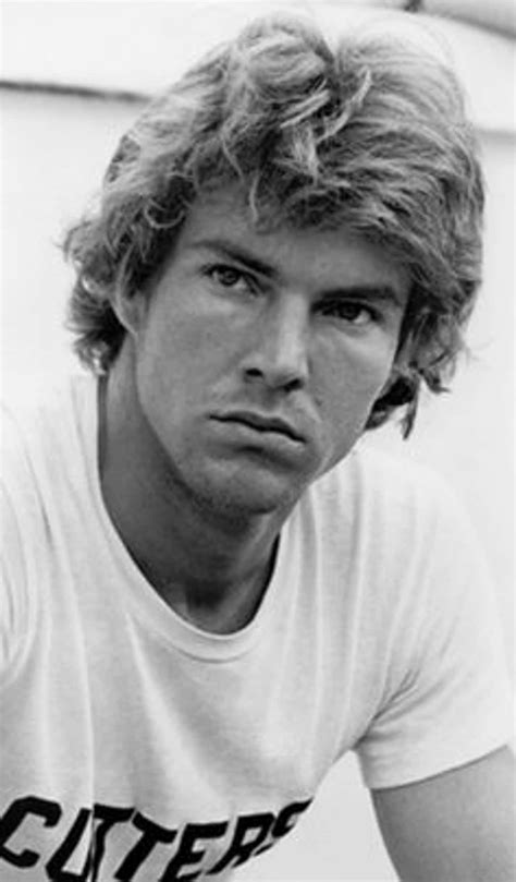 20 Photos of Dennis Quaid When He Was Young