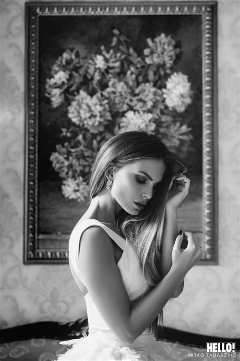 Nina Senicar // Hello magazine on Behance