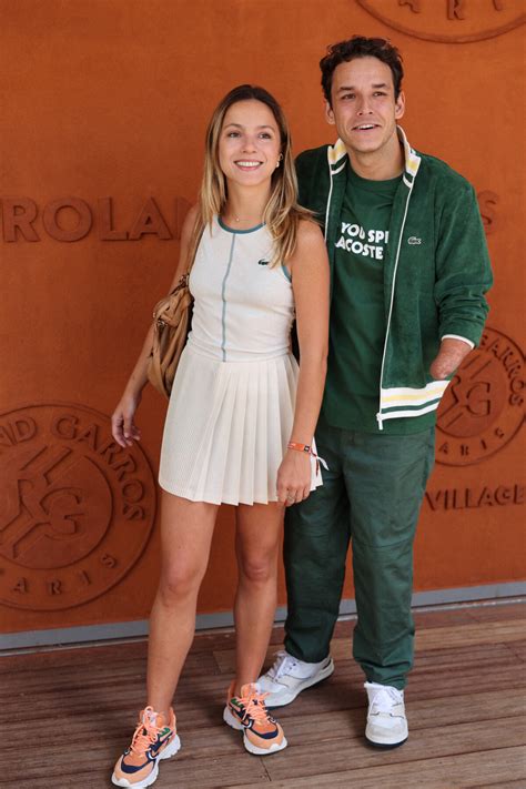 Photo : Théo Curin et sa compagne Marie-Camille Fabas - Célébrités au ...