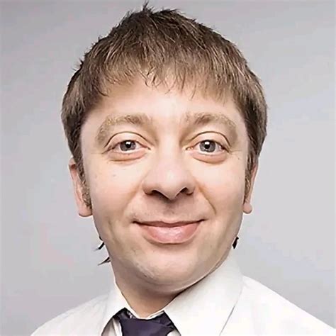 Создать мем "брекоткин дмитрий биография, уральские пельмени, из ...