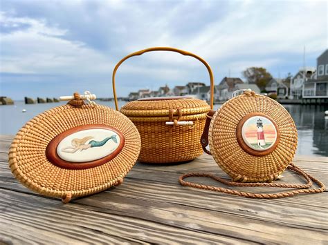 Lightship Baskets & Clutches – Craftmasters of Nantucket