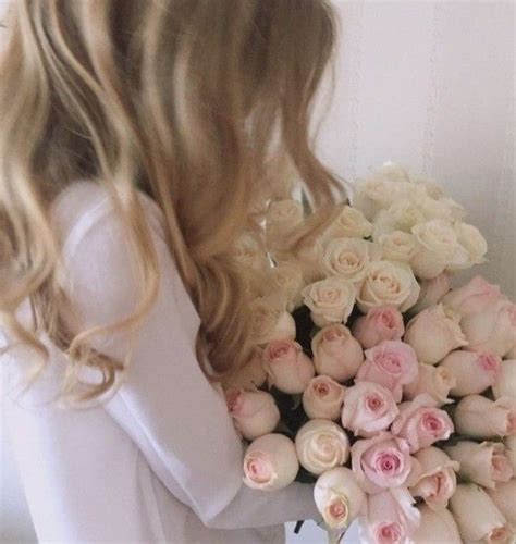 Pin di Anastasia su Цветы 🌸 | Immagini di fiori, Pose fotografiche ...