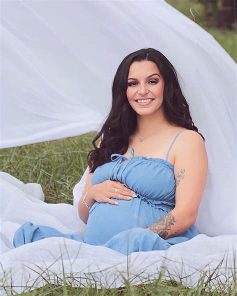 Lynne Dee (@lynnedmodel) • Instagram photos and videos