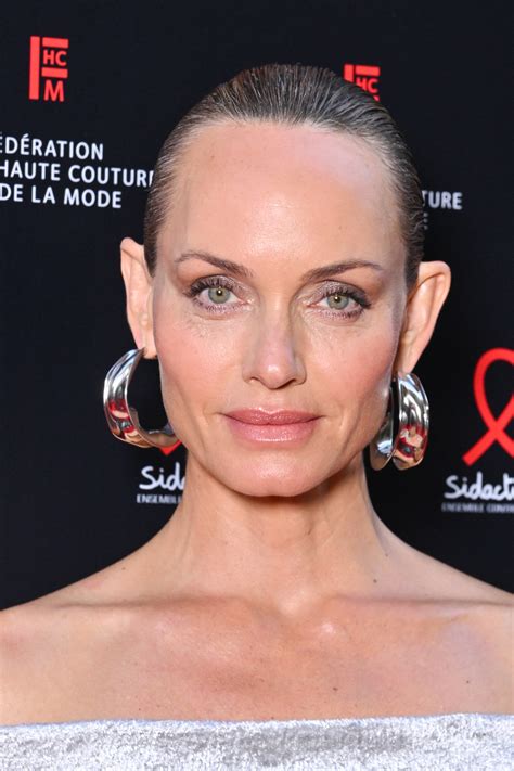 Amber Valletta’s Versatile New Fringe Is The Only Accessory She Needs