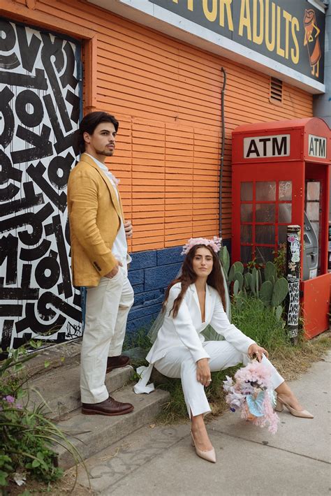 Stylish Downtown Austin Elopement - alexmabrey.com