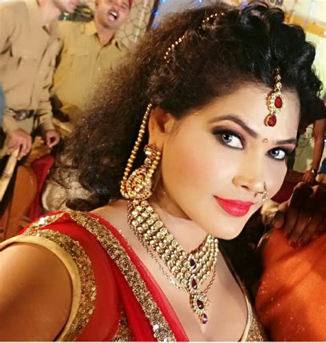 Bhojpuri Item Queen Seema Singh Is so Adorable and Cute - Hot Photos ...