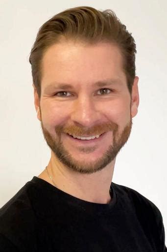Official site. Vladimirov Ilya, 36, Actor