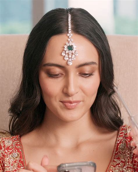 The New-Age Bride and the Timeless Sparkle of Natural Diamonds - Only