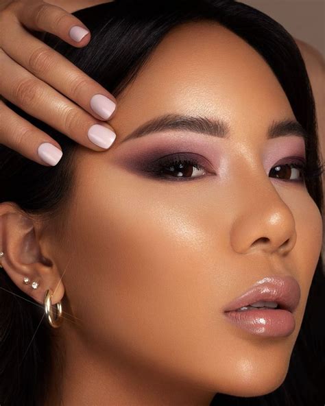 MARVELOUS MAUVES | Mauve eyeshadow, Eyeshadow makeup, Eyeshadow